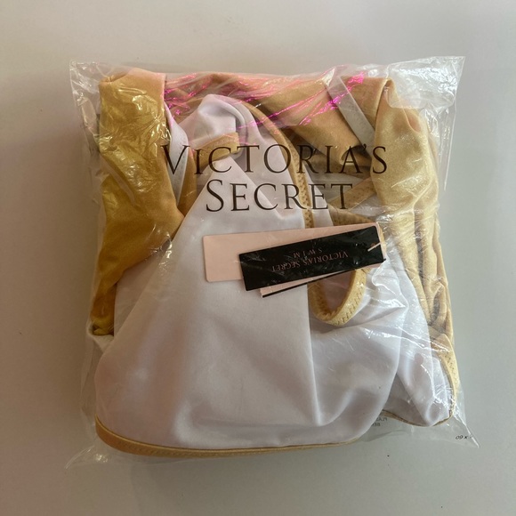 😍Victoria's Secret Swim Essential Cutout One-Piece - Picture 3 of 7